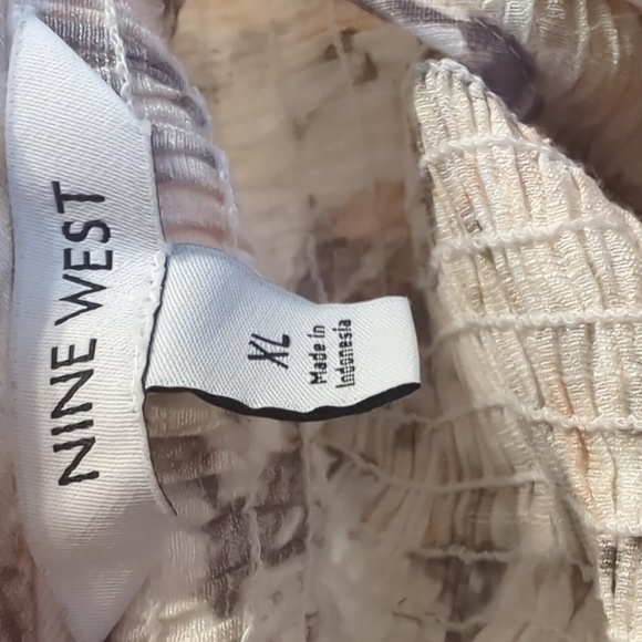 3/$15🧡 Nine West Women's Top - Picture 12 of 12